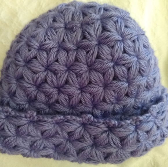 Jasmine stich handmade cozy hat and cowl - Picture 4 of 13
